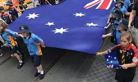 Linksmybėmis ir protestais Australija paminėjo Nacionalinę dieną
