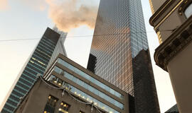 Niujorke užsidegė „Trump Tower“ dangoraižis
