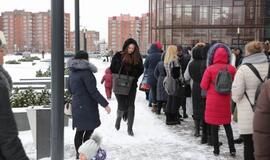 Žmonės norintys įsigyti bilietus į Marijono koncertą