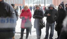 Žmonės norintys įsigyti bilietus į Marijono koncertą