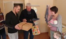 Devyni Šimtmečio vaikai sulaukė dovanų