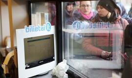 Žmonės norintys įsigyti bilietus į Marijono koncertą