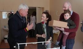 Devyni Šimtmečio vaikai sulaukė dovanų