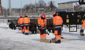 Imitavo kibernetines ir fizines grėsmes