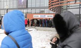 Žmonės norintys įsigyti bilietus į Marijono koncertą