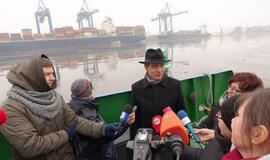 Klaipėdos uoste – 100 metrų ilgio trispalvė