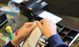 Žmonės norintys įsigyti bilietus į Marijono koncertą