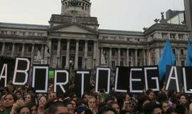 Tūkstančiai argentiniečių dalyvavo demonstracijose už abortų liberalizavimą