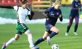 Moterų futbolo A lygos sezonas startavo „Bangos“ ir „Gintros-Universiteto“ pergalėmis