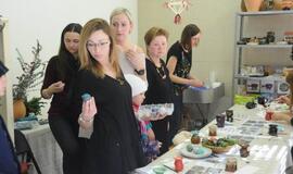 Dalijosi kiaušinių marginimo paslaptimis