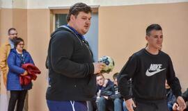 Dragūniečiai moksleivius supažindino su rankiniu