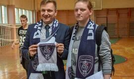 Dragūniečiai moksleivius supažindino su rankiniu