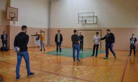 Dragūniečiai moksleivius supažindino su rankiniu