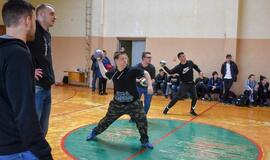 Dragūniečiai moksleivius supažindino su rankiniu