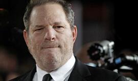 Harvey'is Weinsteinas ketina pasiduoti policijai