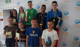 Jaunųjų plaukikų startai