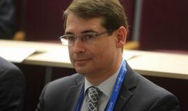 Dėl ligoninių jungimo - svarstymai