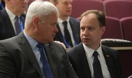 Dėl ligoninių jungimo - svarstymai