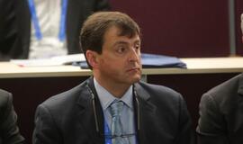 Dėl ligoninių jungimo - svarstymai