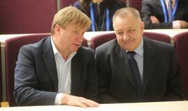 Dėl ligoninių jungimo - svarstymai