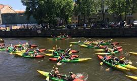 Vandens sporto šakų festivalyje - masė dalyvių ir žiūrovų