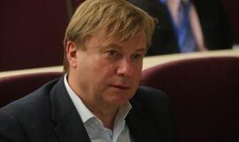 Dėl ligoninių jungimo - svarstymai