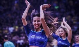 KU Leader dance šokėjos pakerėjo graikus