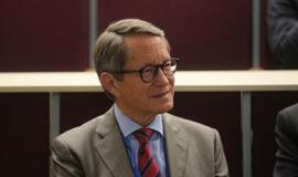 Dėl ligoninių jungimo - svarstymai