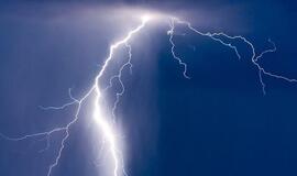 Indijoje audra nusinešė 30 žmonių gyvybių