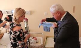 "Gimiau nerūkantis": pasveikintos 9 šeimos