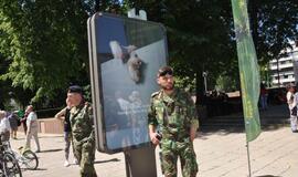 Klaipėdiečiai pasveikino NATO karius