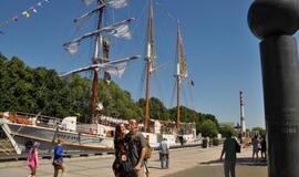 „Meridianas“ iškėlė bures