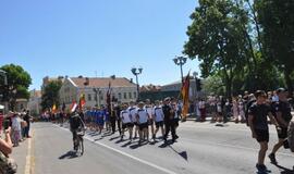 Klaipėdiečiai pasveikino NATO karius