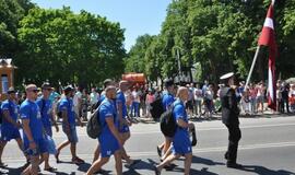 Klaipėdiečiai pasveikino NATO karius