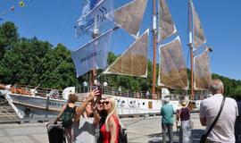 „Meridianas“ iškėlė bures