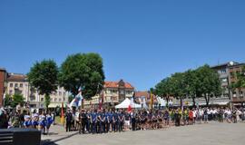 Klaipėdiečiai pasveikino NATO karius