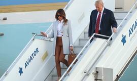 Donaldas Trumpas susitinka su Vladimiru Putinu