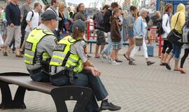 Saugos 93 pareigūnai ir jų pagalbininkai