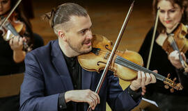 „Fejerverkai sezono pradžiai“