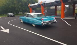 Atidaryta bekontaktė savitarnos plovykla „H2auto“