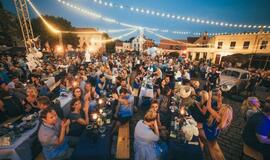 Mėlynas Klaipėdos miesto gimtadienis Teatro aikštėje