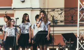 Mėlynas Klaipėdos miesto gimtadienis Teatro aikštėje