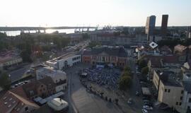 Mėlynas Klaipėdos miesto gimtadienis Teatro aikštėje