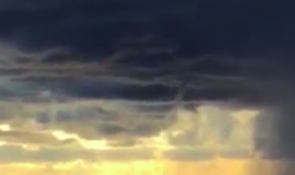 Prie Olando kepurės pastebėtas viesulas