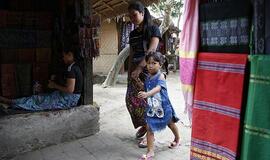 Žemės drebėjimo Indonezijoje aukų skaičius perkopė 380