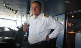 Ar laivo kapitonas gali tuokti žmones laive?