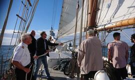 Posėdžiavo jūroje