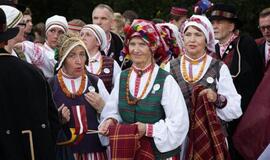 Sezoną tęsia spalvinga šventė "Palanga dūzgia"