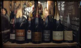 Klaipėdos mados savaitė atidaryta su tortu, burbulais ir muzika!