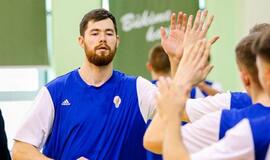 Atsisveikino su Ignu Ramašausku